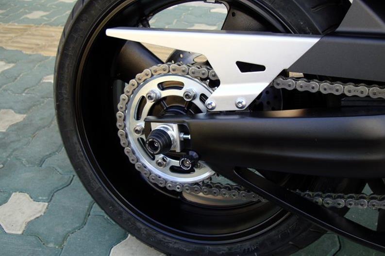 XRT Swingarm slider yamaha MT-01